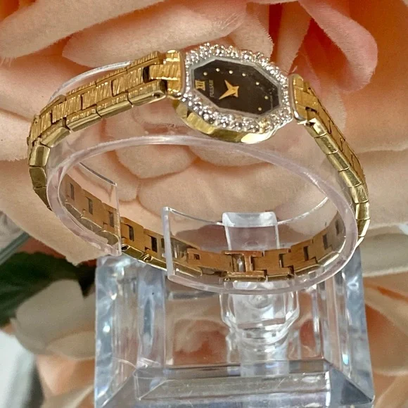 Vintage Pulsar by Seiko Diamond Accented Bezel Gold-Tone  display picture 2